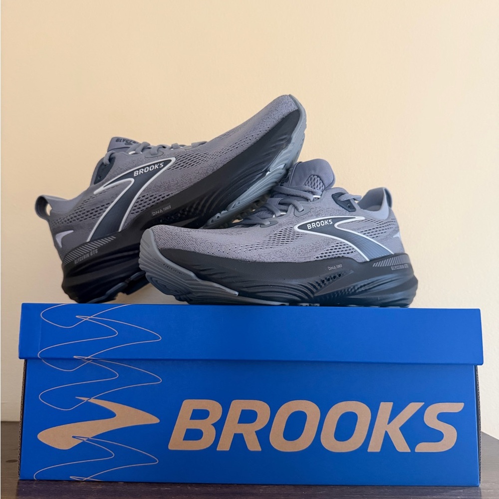 Brooks Glycerin GTS - Men’s Gray Athletic Running Shoes